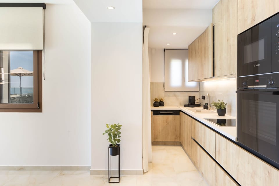 House | 10 bedrooms