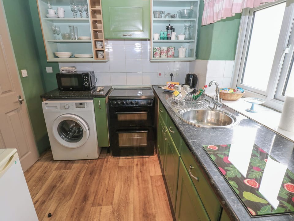 Cottage | Interior