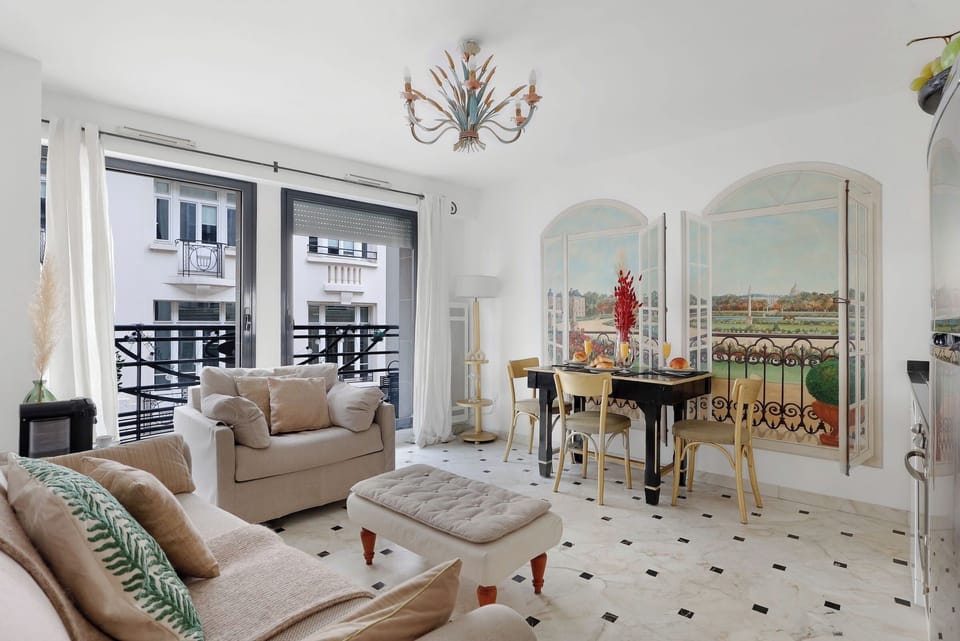 City Apartment, 2 Bedrooms, Non Smoking | Living area | 40-inch Smart TV with satellite channels