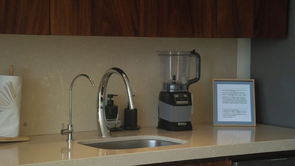 Apartment, Balcony, Sea View | Private kitchen