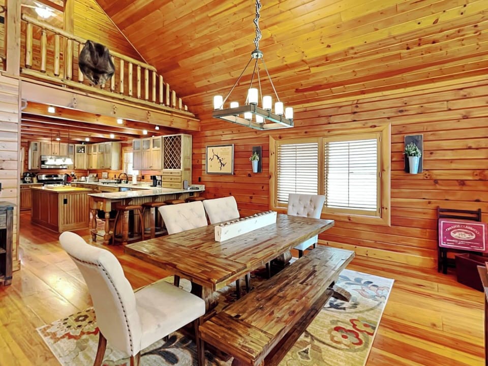 House (5 Bedrooms) | Property amenity