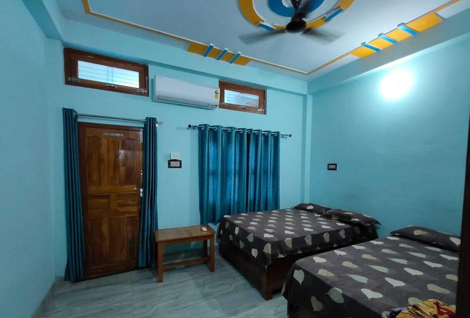 Family Room, Non Smoking, City View | Rollaway beds, free WiFi, bed sheets