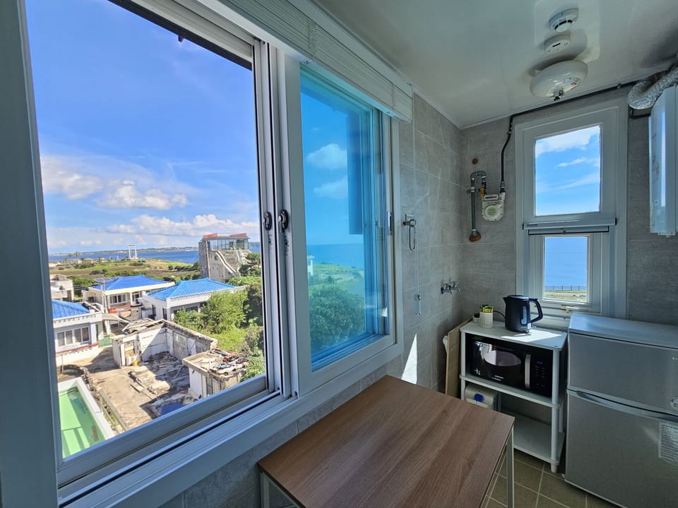 Ocean View Couple Room, 40 square meters | Free WiFi