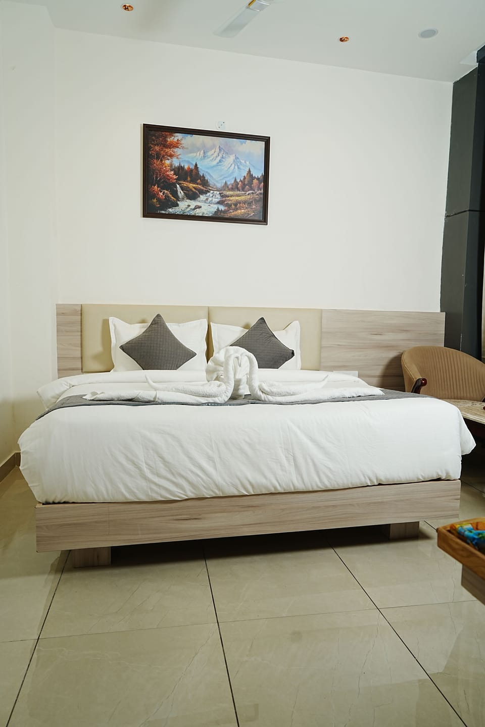 Deluxe Room | Free WiFi