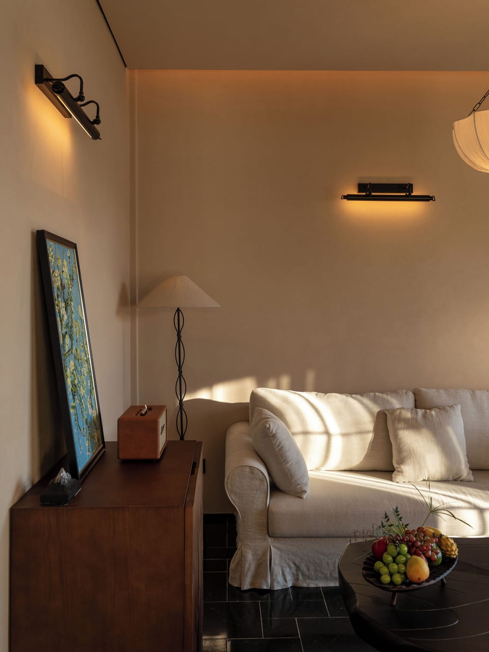 Signature Double Room, Ocean View | Minibar (free items), in-room safe, desk, laptop workspace