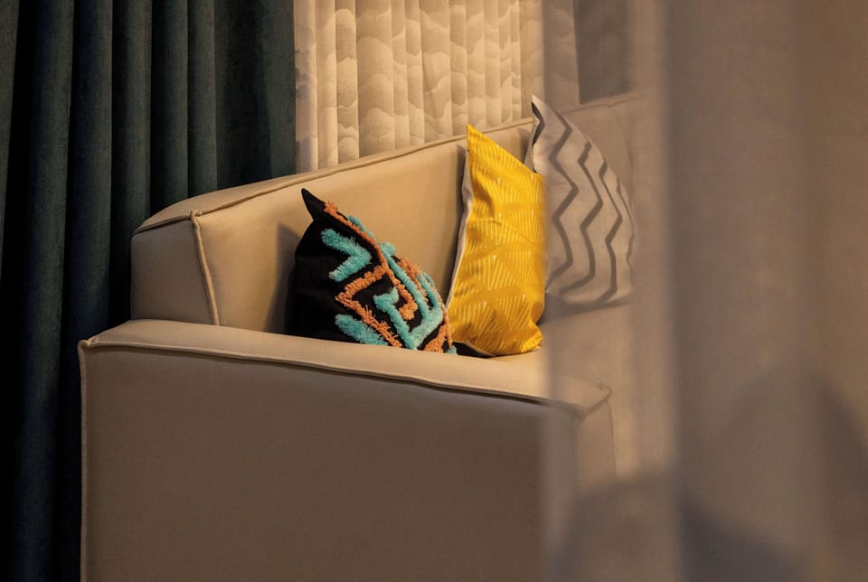 Deluxe Apartment, 2 Bedrooms, Balcony, City View | Living area