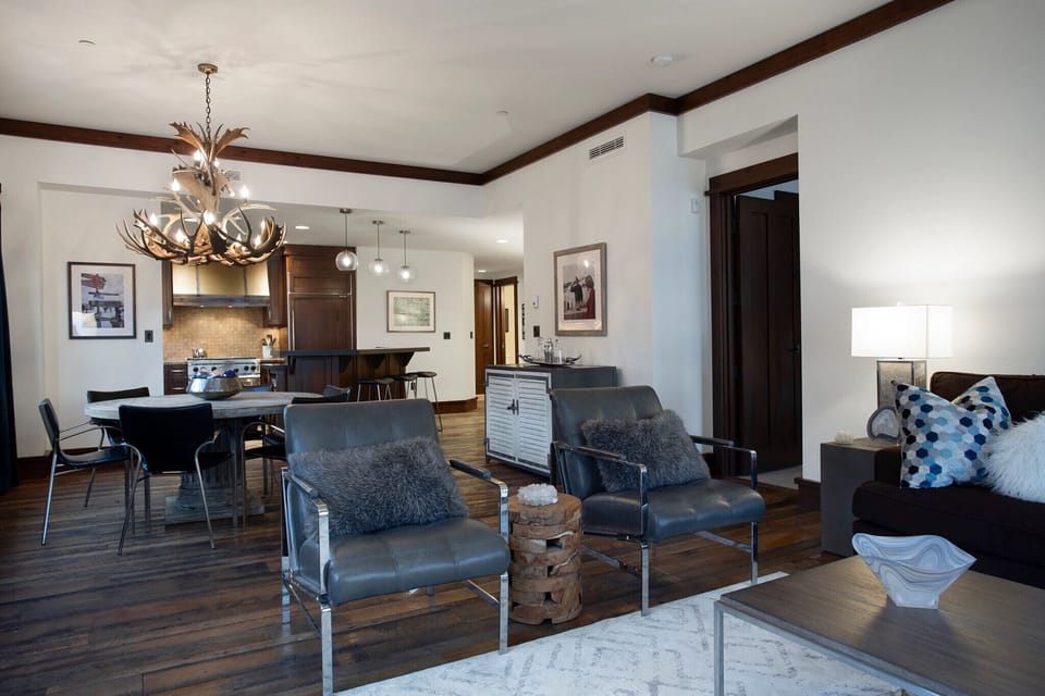 Condo, 2 Bedrooms | Interior
