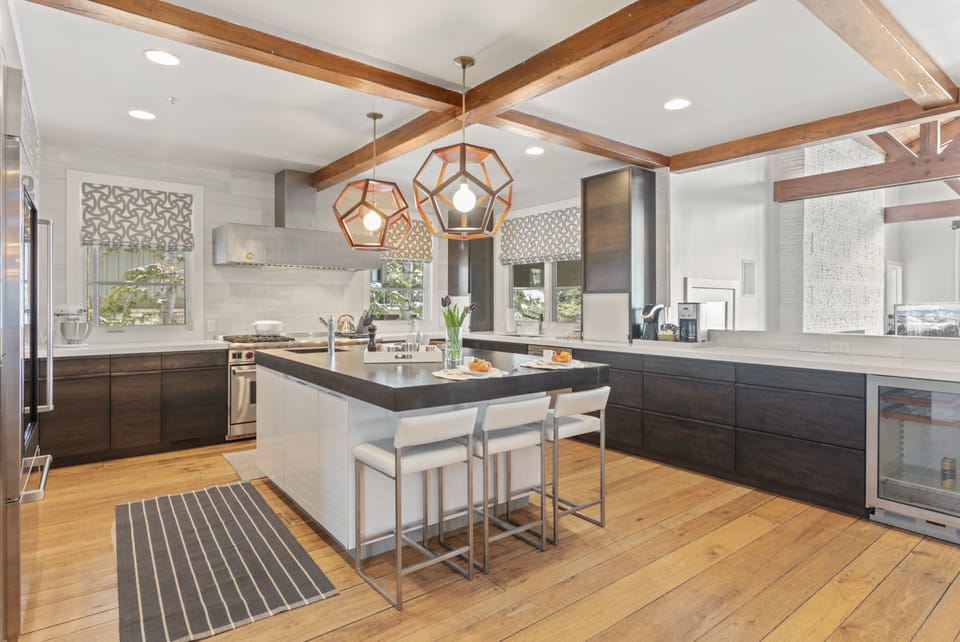 House, 5 Bedrooms | Private kitchen | Coffee/tea maker, fridge, oven, toaster