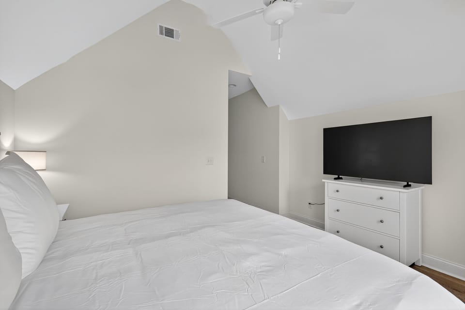 Condo, 2 Bedrooms | 2 bedrooms, desk, laptop workspace, WiFi (free)