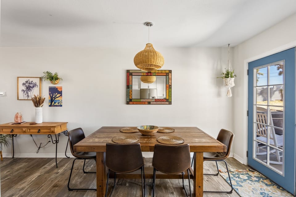 House, 3 Bedrooms | Dining