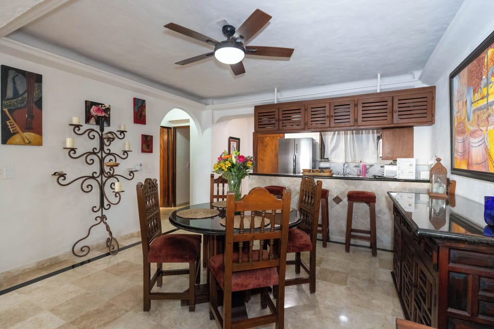 Apartment, Multiple Beds, Pool Access, Ocean View (212-VistadelSol) | Dining