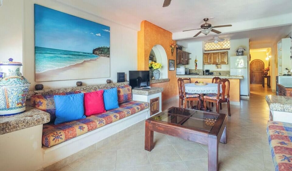 Condo, 1 King Bed, Pool Access, Ocean View (301-Plaza Mar) | Living area
