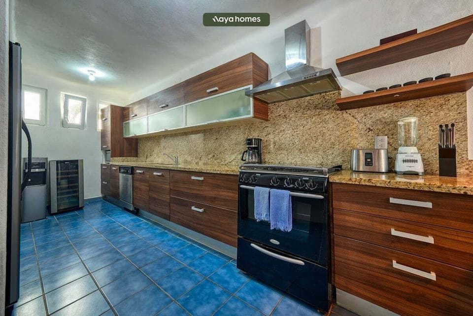House, Multiple Beds, Patio, Beach View (Las Alamandas 7) | Private kitchen | Coffee/tea maker, dining tables