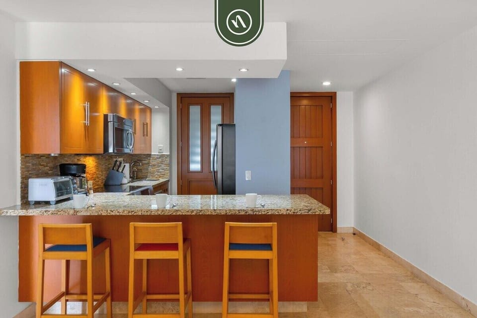 Condo, Multiple Beds, Patio, Beach View (Balancan 302) | Private kitchen