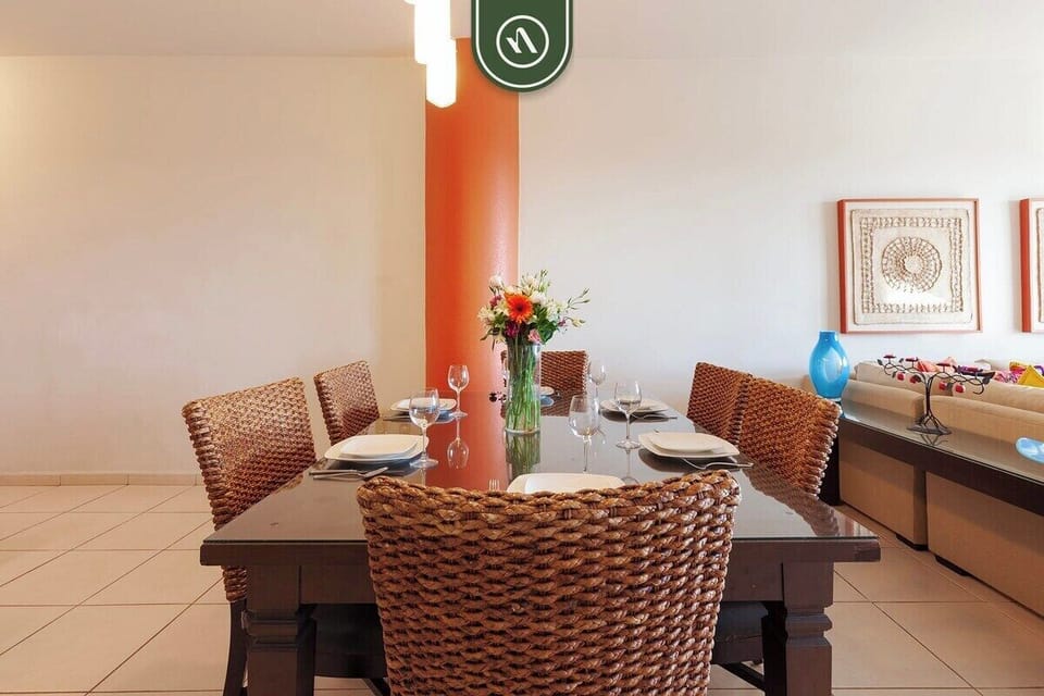 Condo, Multiple Beds, Pool Access, Ocean View (Playa Royale T1 1134) | 2 bedrooms, individually decorated, individually furnished, bed sheets