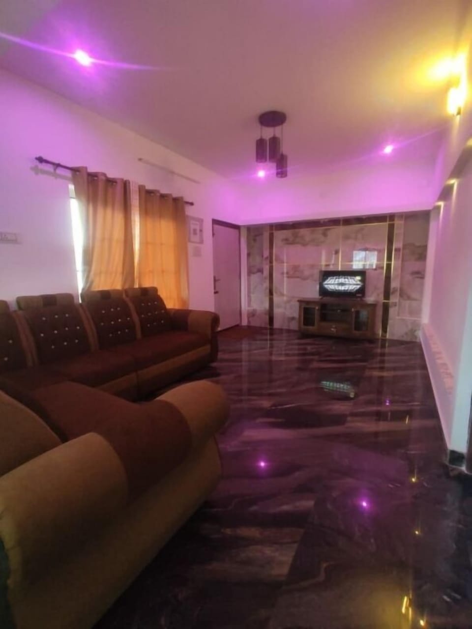 Tea Garden stays Hotel in Ooty