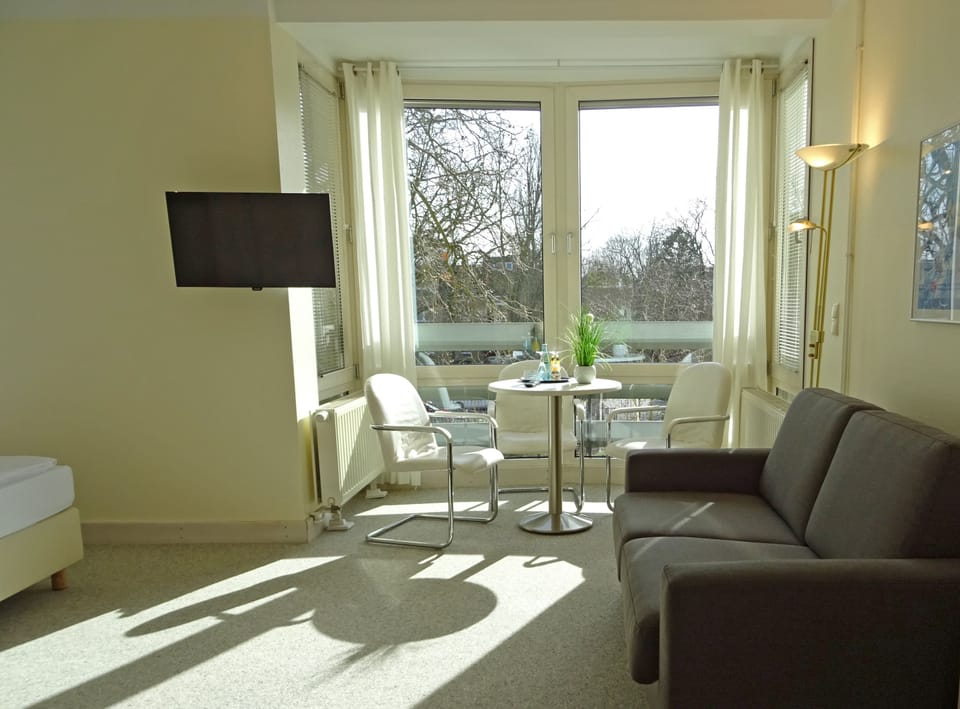 Family Room | In-room safe, individually decorated, blackout drapes, free WiFi