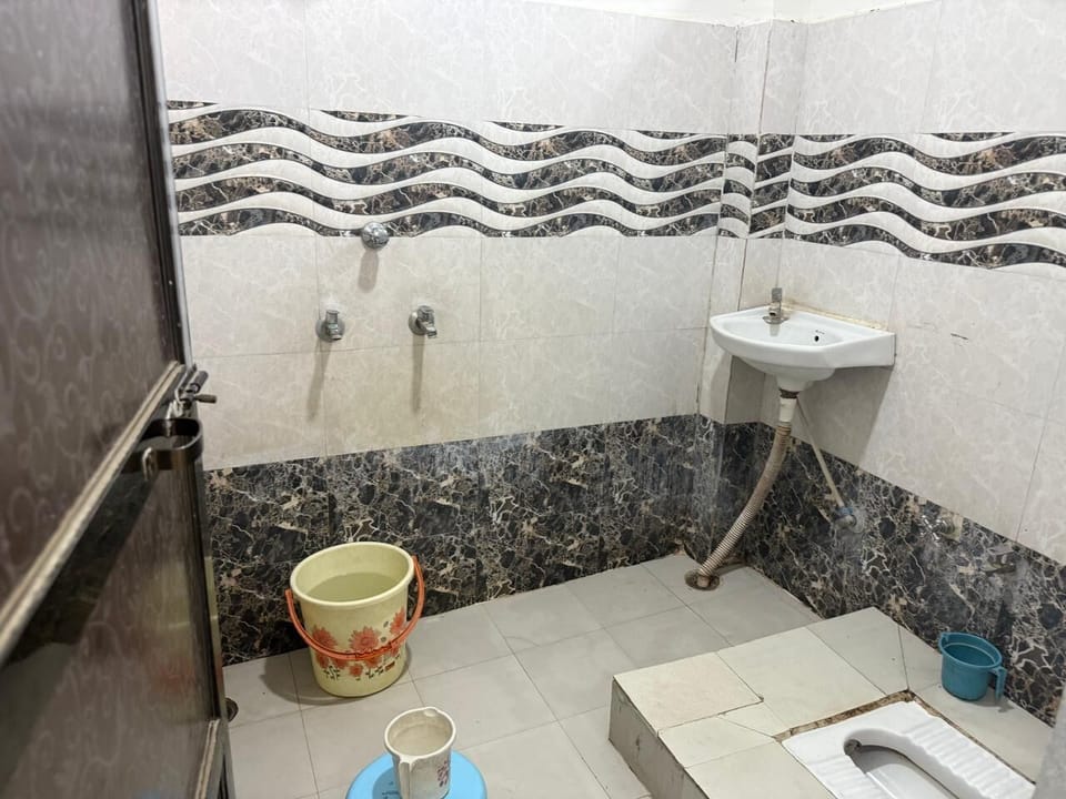 Deluxe Double Room | Bathroom | Towels
