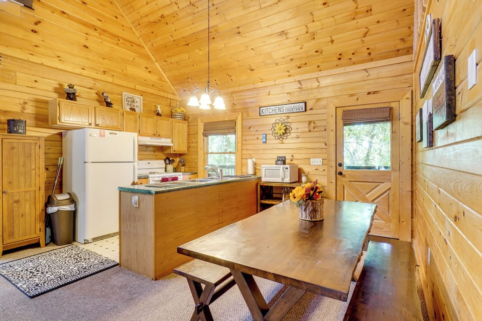 House (2 Bedrooms) | Interior