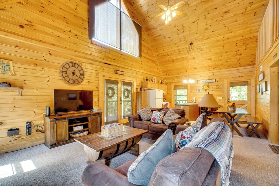 House (2 Bedrooms) | Interior