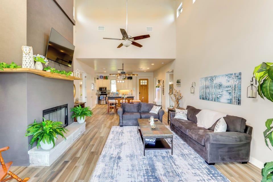 House (4 Bedrooms) | Interior