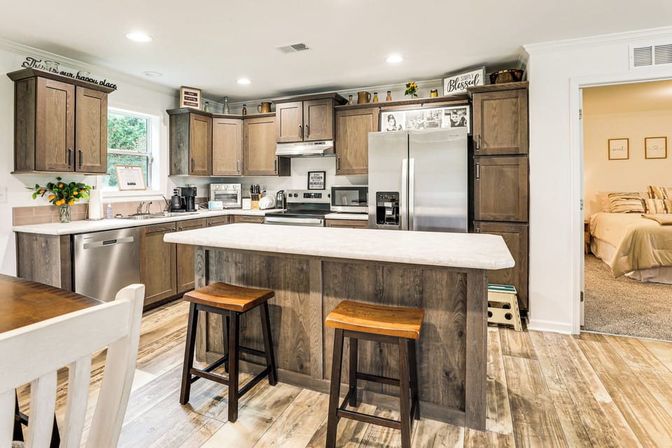 House (3 Bedrooms) | Interior