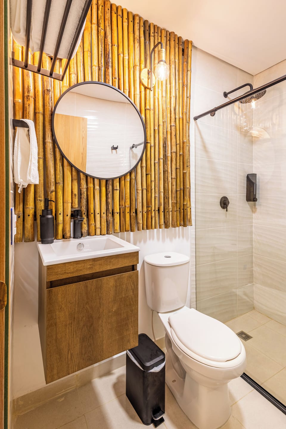 Comfort Room, Garden View | Bathroom | Shower, rainfall showerhead, hair dryer, heated floors
