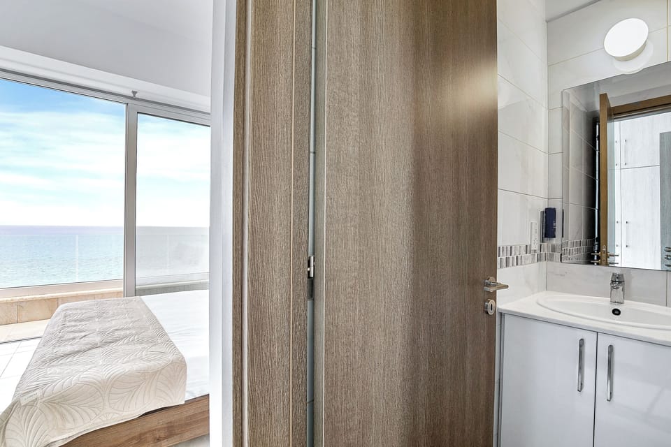 Luxury Villa, Sea View | Egyptian cotton sheets, premium bedding, Select Comfort beds