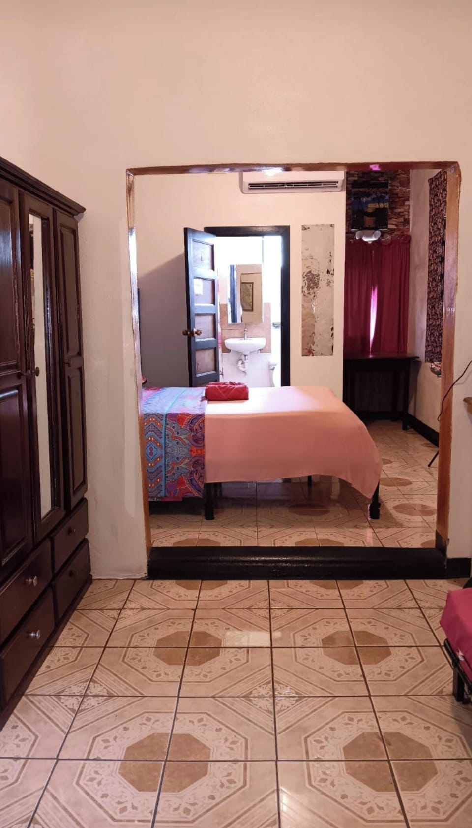 Deluxe Studio, Non Smoking, Air conditioning | In-room safe, soundproofing, iron/ironing board, free WiFi