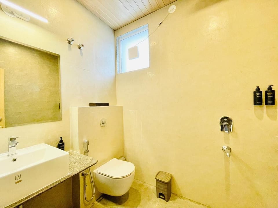 Superior Double Room, Mountain View | Desk, laptop workspace, free WiFi