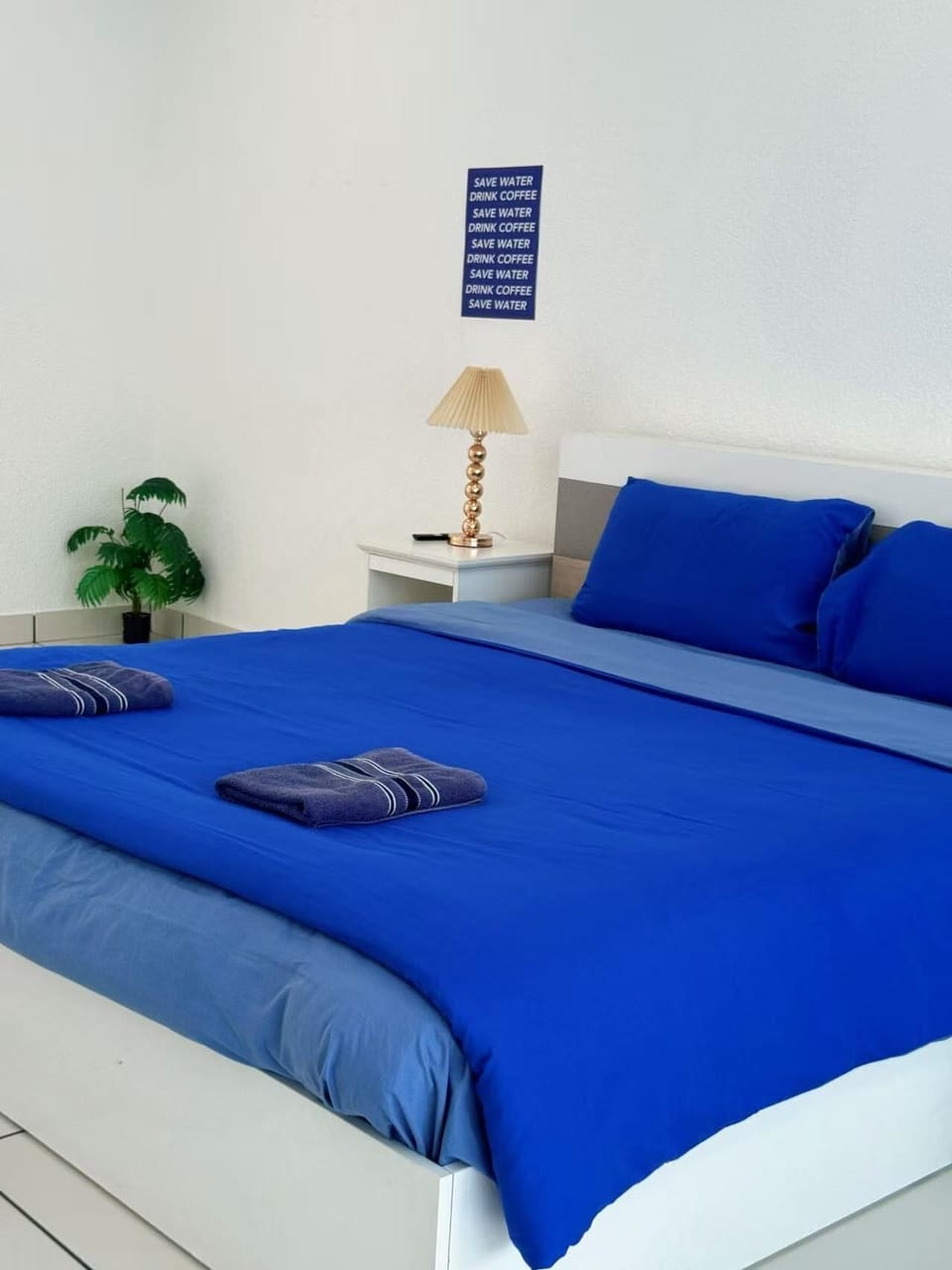 Executive Room | Desk, free WiFi