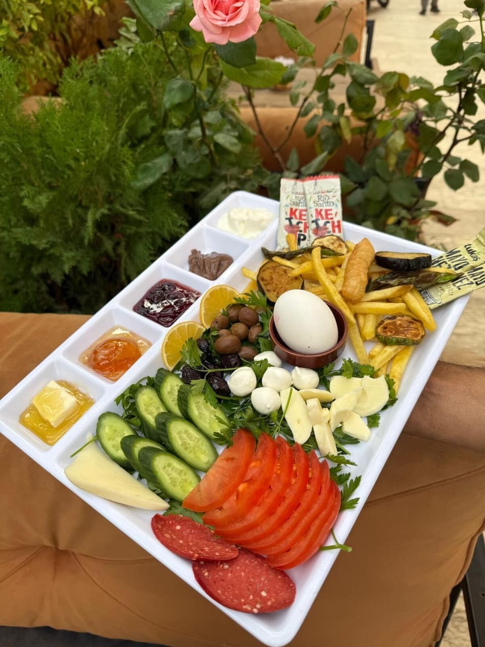 Free daily local cuisine breakfast