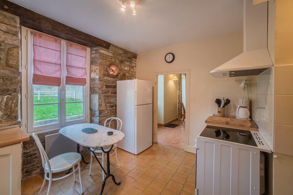 Family House, Park View, Garden Area | Private kitchen | Espresso maker