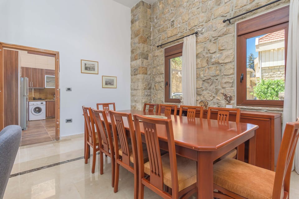 House, 3 Bedrooms, Private Pool, Mountain View | In-room dining
