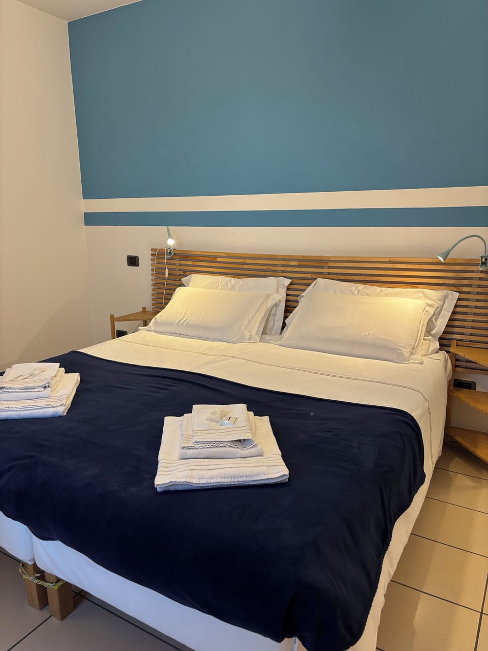 Basic Double or Twin Room, Bathtub, City View | Free WiFi