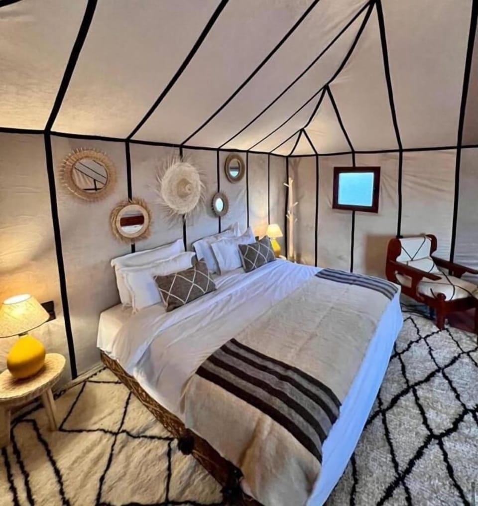 WiFi (free)