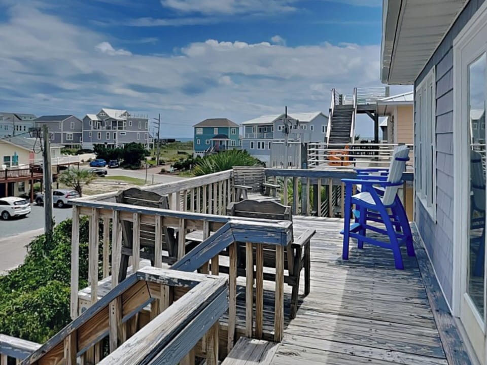 Studio (4 Bedrooms) | Front of property