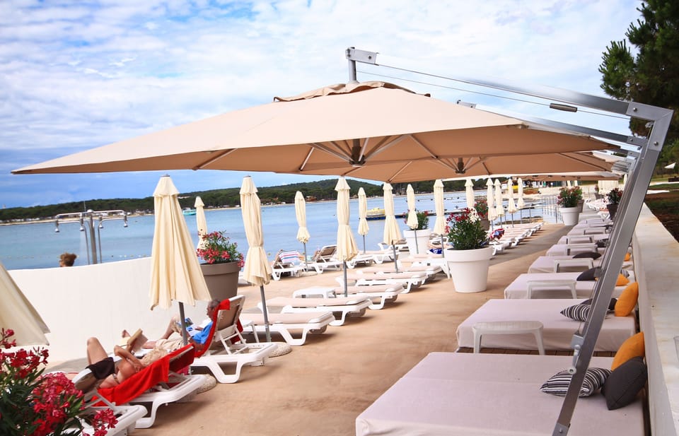 Beach nearby, scuba diving, snorkeling, beach volleyball