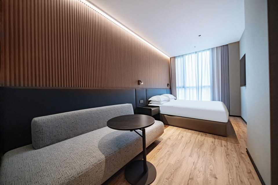 Superior Double Room | Desk, WiFi (free)