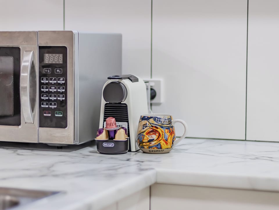Apartment, 2 Bedrooms | Private kitchen | Electric kettle