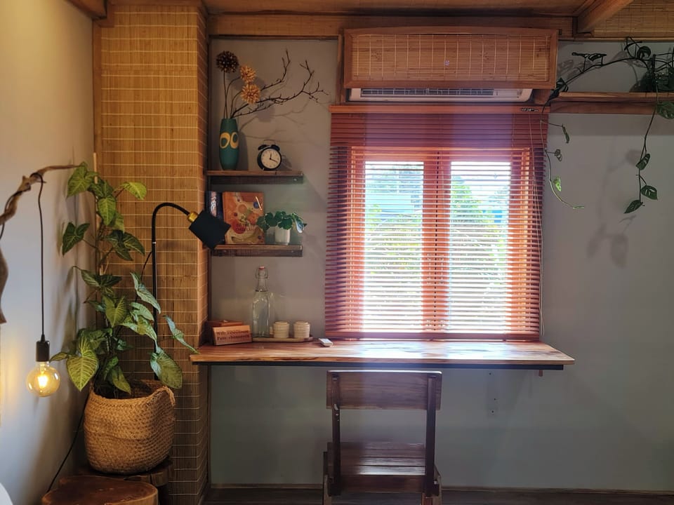 Apartment, 2 Bedrooms, Balcony | Living area
