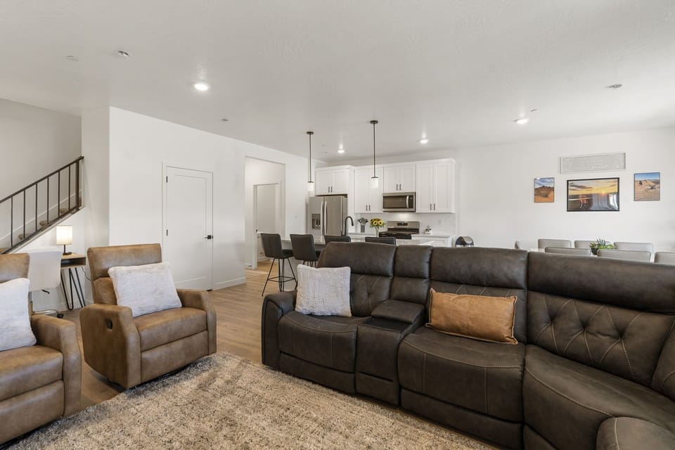 Townhome, 4 Bedrooms | Living area | Smart TV
