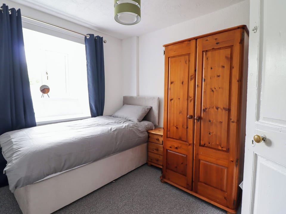 4 bedrooms, individually decorated, individually furnished