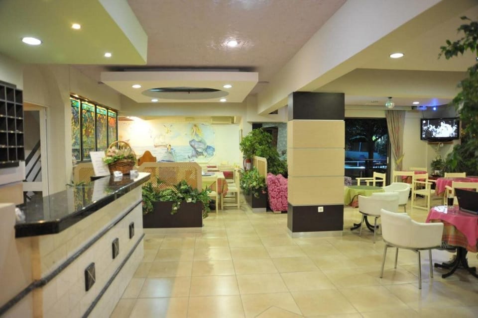 Anseli Hotel Apartments and Studios Hotel in Kremasti