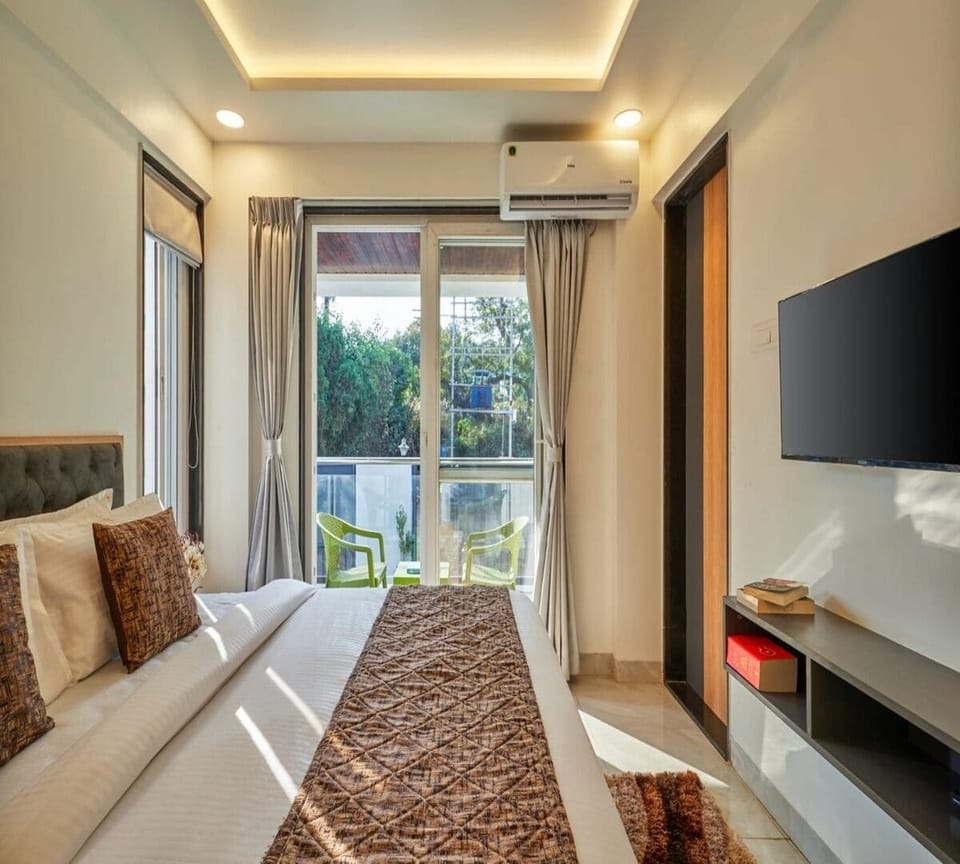 Two Suite Bedroom | Soundproofing, free WiFi