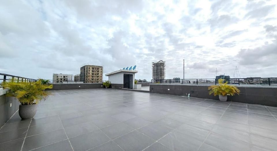 Business Apartment, 1 Bedroom, Pool Access, Ocean View | Terrace/patio