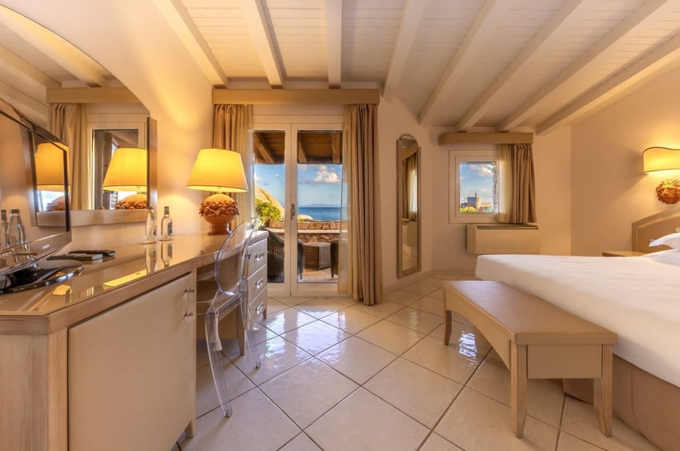 Standard Double Room, Sea View (Balcony) | Minibar, in-room safe, desk, free WiFi