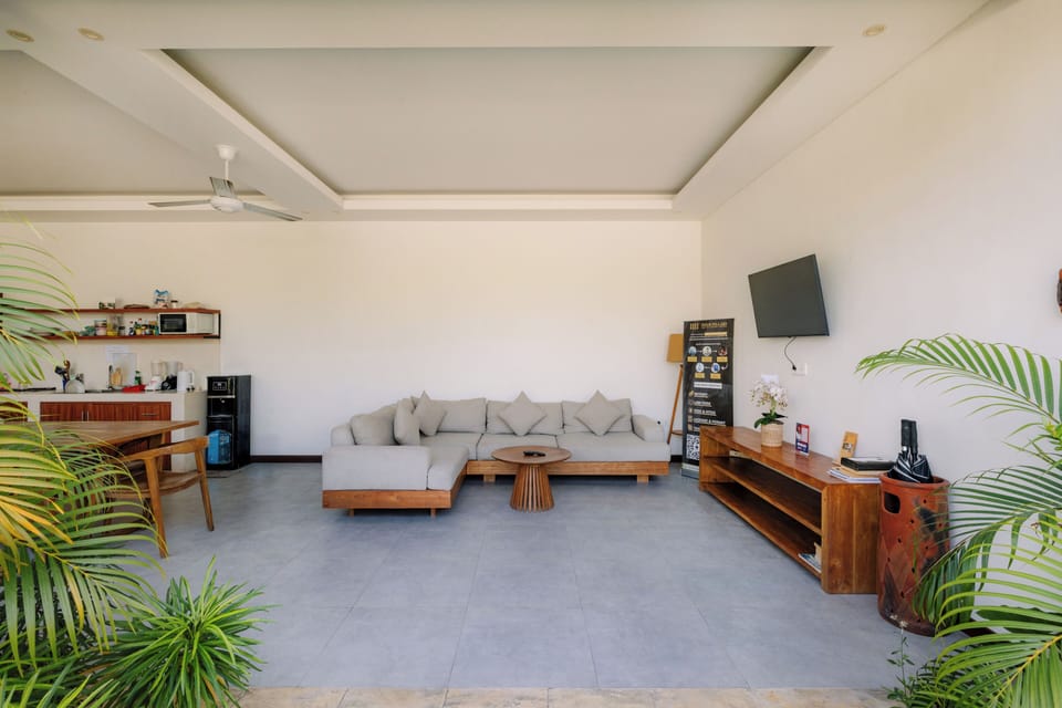 Sari Uma Canggu By Hospitality Bali Bed and Breakfast in North Kuta