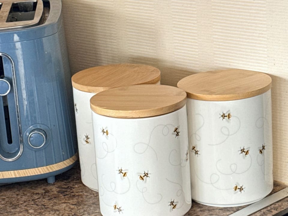 Cottage | Coffee and/or coffee maker