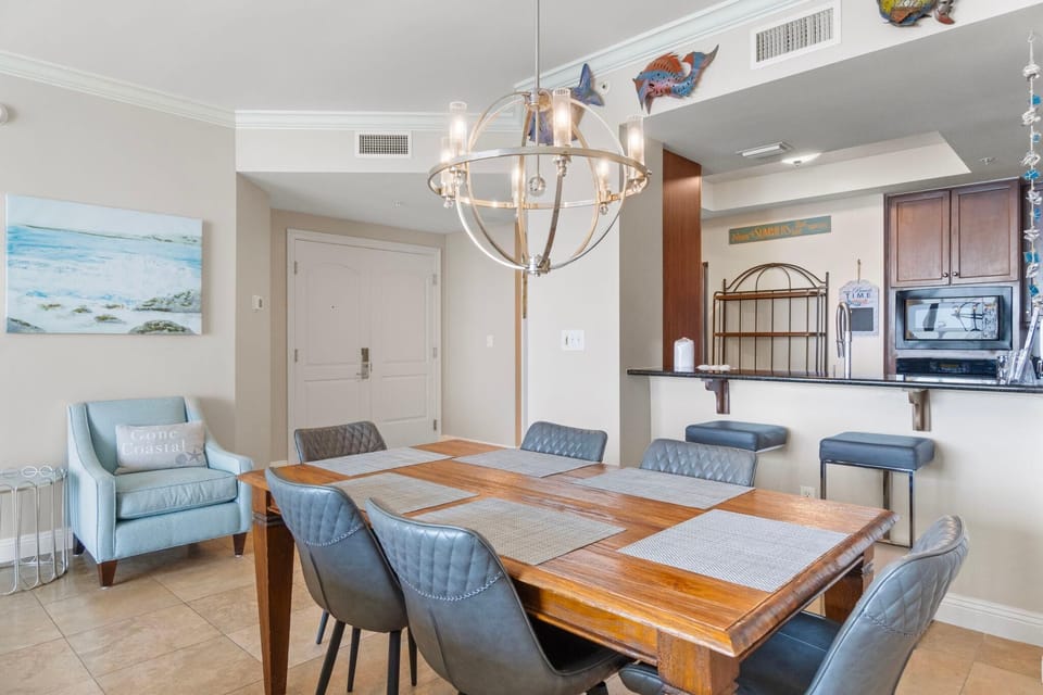 Condo, Multiple Beds (Indigo East 1003) | Dining